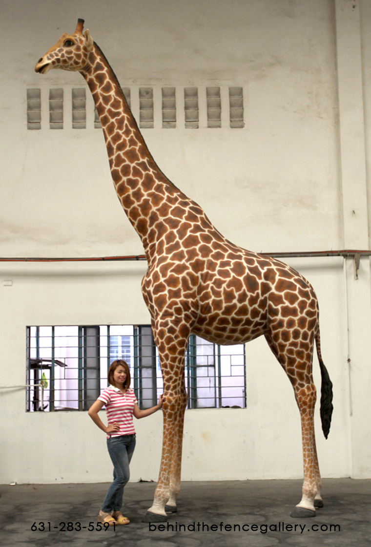 Giant Giraffe Statue 18 Ft. - Click Image to Close