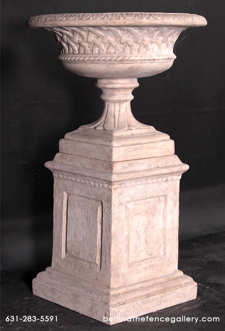 Eastwell Urn - Click Image to Close