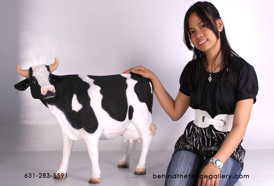 Small Dairy Cow Statue - Click Image to Close