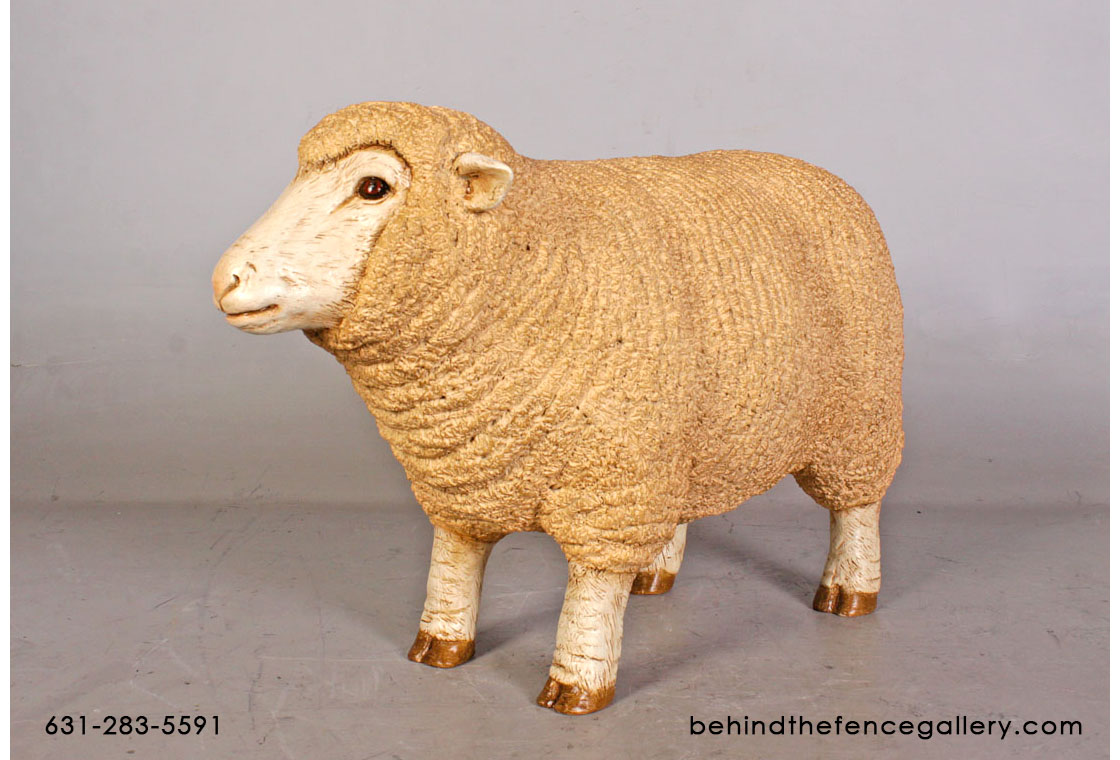 Small Merino Ewe Lamb Statue - Click Image to Close