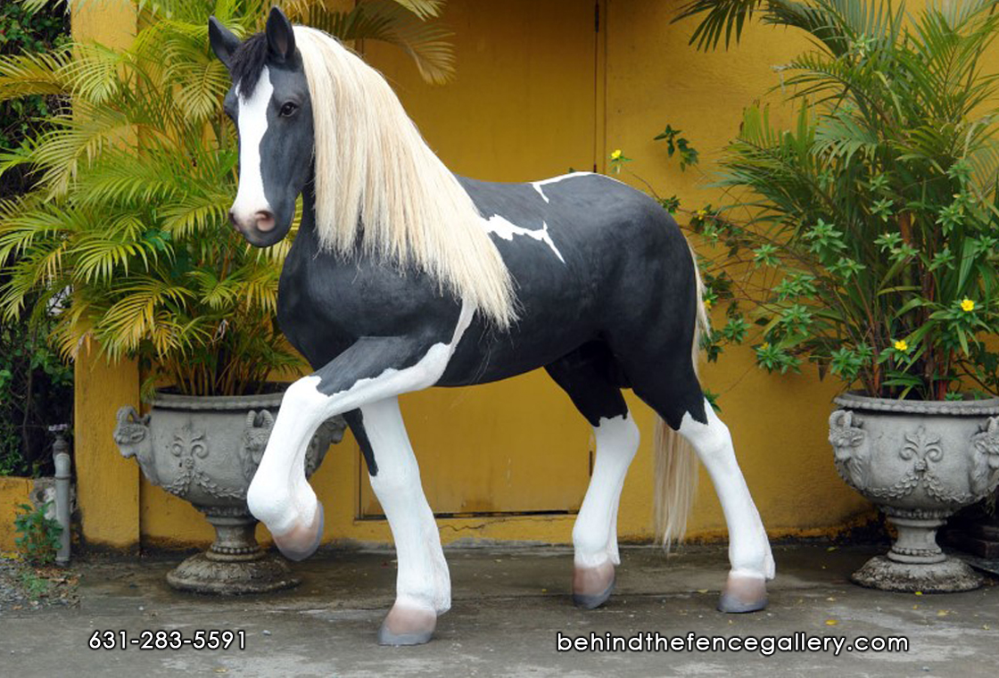 Lifesize Piebald Horse - Black & White - Click Image to Close