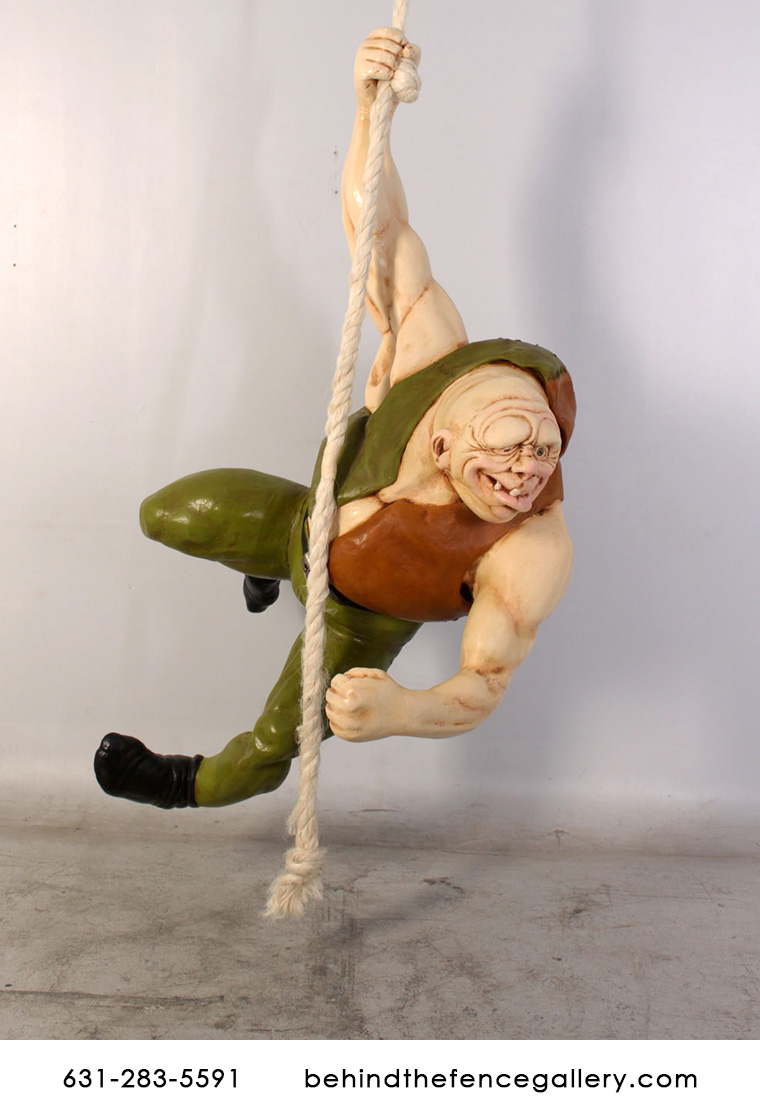 Quasimodo on Rope Statue - Click Image to Close