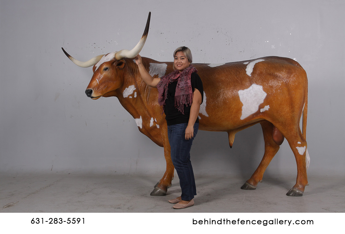 Texas Longhorn Steer Statue