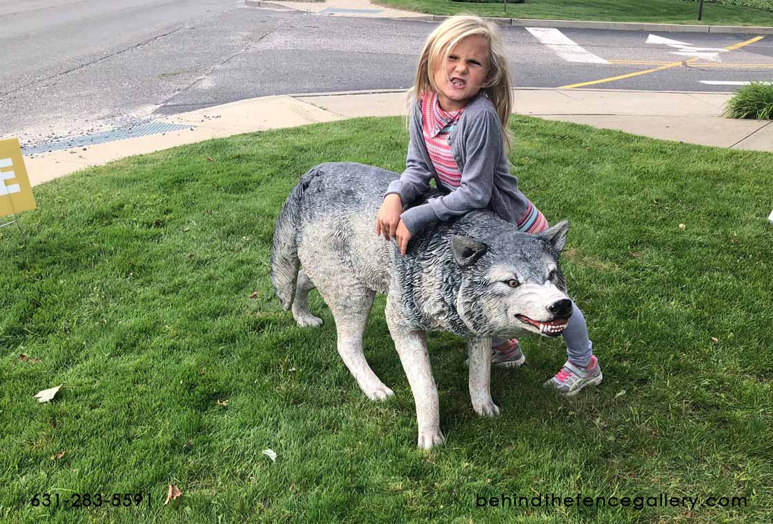 Wolf Statue 4 Ft. - Click Image to Close